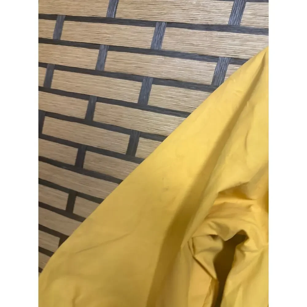 Osh Kosh Yellow Jacket Size‎ 6